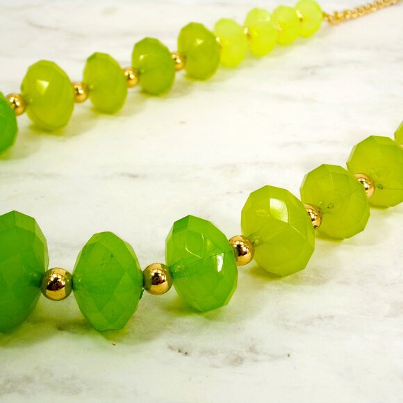 Green bead necklace made with light lime green to dark green color beads - Picture 5 of 10